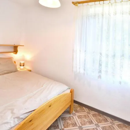 펜션 Comfortable With A Private Garden 비치에