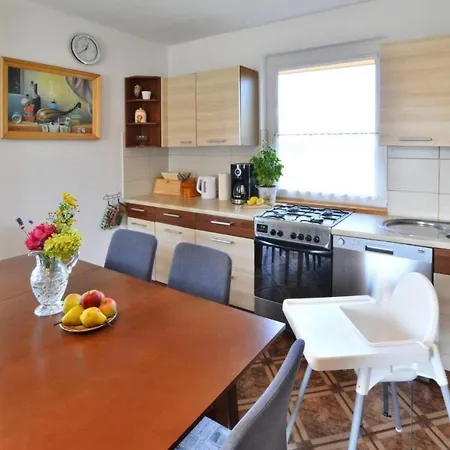 펜션 Comfortable With A Private Garden 비치에